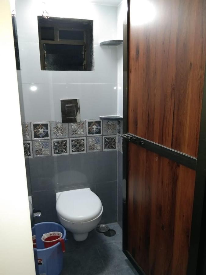 Sadguru Lodge Мумбай Екстериор снимка